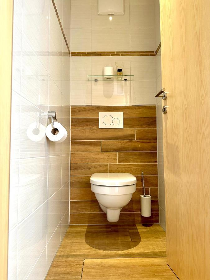 Bed and Breakfast Johnys Jungle Marbach an der Donau Esterno foto
