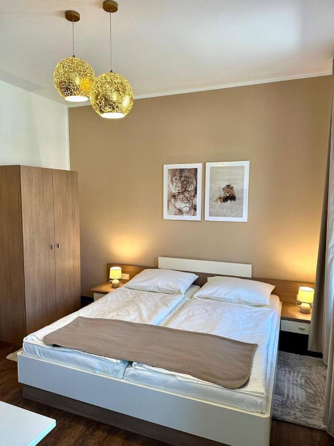 Bed and Breakfast Johnys Jungle Marbach an der Donau Esterno foto